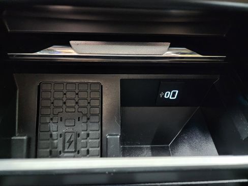 Used 2024 Ford F250 Lariat w/ Lariat Ultimate Package image 68