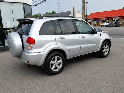 Used 2002 Toyota RAV4 4WD image 7