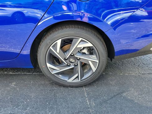 New 2025 Hyundai Elantra Sport image 4