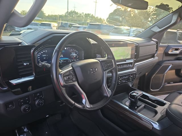 Used 2022 Chevrolet Silverado 1500 LT Trail Boss w/ Protection Package AWD/4WD image 17
