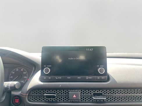 Certified 2025 Honda HR-V Sport image 15