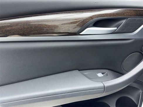 Used 2024 BMW X4 xDrive30i image 45