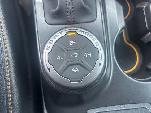 Used 2021 Ford Bronco Badlands image 37