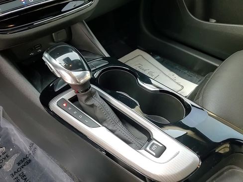 Used 2024 Buick Envista Avenir image 21