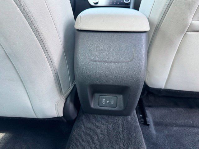 Used 2025 Hyundai Sonata SEL FWD image 15