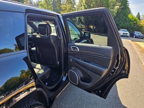 Used 2020 Jeep Grand Cherokee Trackhawk AWD/4WD image 26