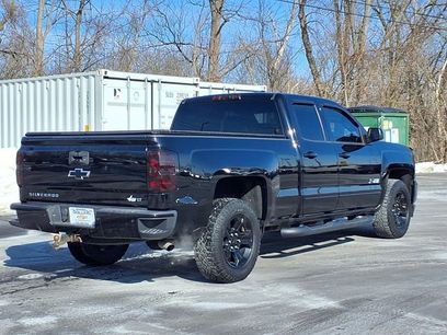 Used 2017 Chevrolet Silverado 1500 LT w/ Midnight Edition
