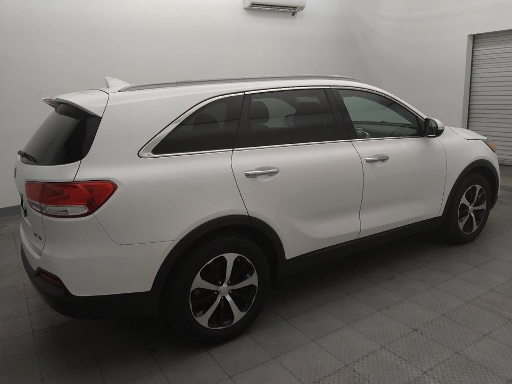 Used 2016 Kia Sorento EX FWD image 10