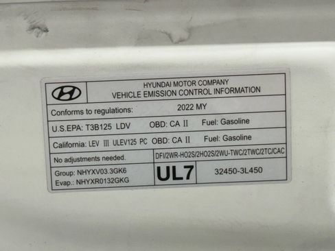 Used 2022 Genesis G70 3.3T Launch Edition image 47