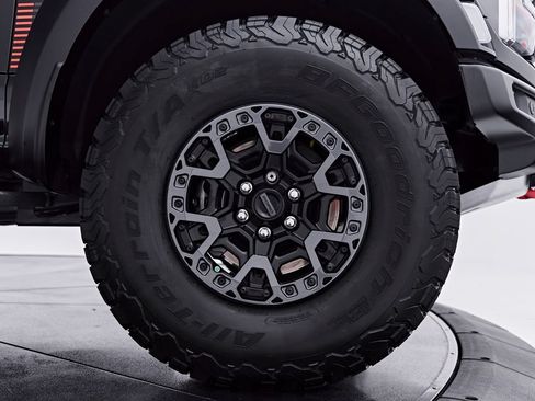 Used 2026 Ford F150 Raptor w/ Equipment Group 803A Raptor R AWD/4WD image 40