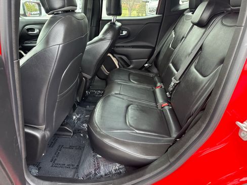 Used 2015 Jeep Renegade Limited image 13
