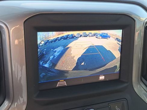 Used 2021 Chevrolet Silverado 1500 Custom image 22