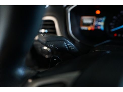 Used 2019 Ford Fusion SE FWD image 22