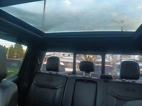 Certified 2022 Ford F150 Platinum image 39