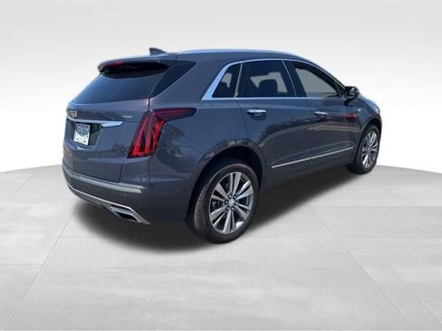 Used 2024 Cadillac XT5 Premium Luxury w/ Technology Package AWD/4WD image 12