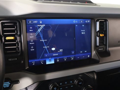 Used 2022 Ford Bronco Badlands AWD/4WD image 7