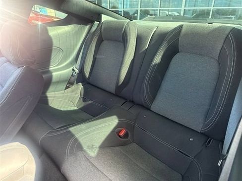 Used 2025 Ford Mustang GT RWD image 5