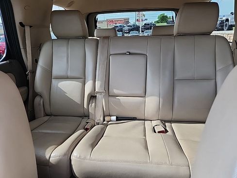 Used 2013 Chevrolet Tahoe LT w/ Luxury Package AWD/4WD image 29