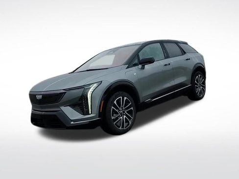 New 2026 Cadillac Optiq Sport 1 w/ LPO, Floor Liner Package image 3