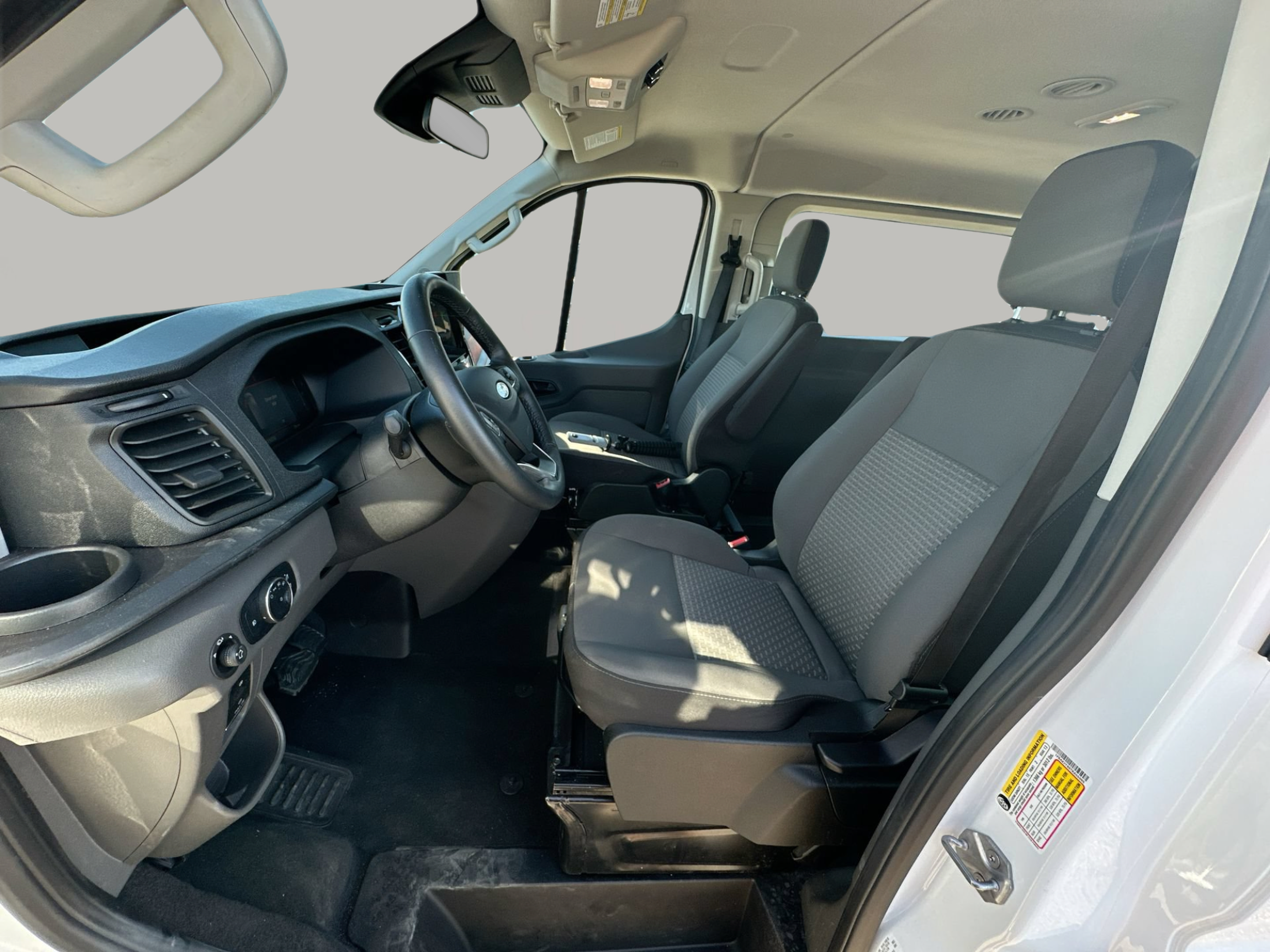 Used 2026 Ford Transit 350 XLT RWD image 13