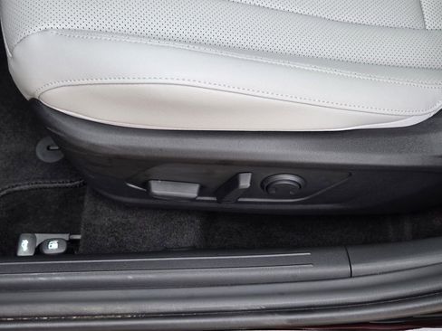 Certified 2026 Hyundai Elantra Limited FWD image 20