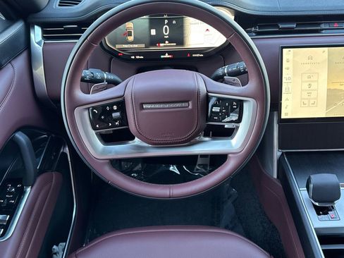 New 2025 Land Rover Range Rover SE image 26