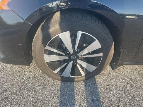 Used 2021 Nissan Altima 2.5 SV image 10