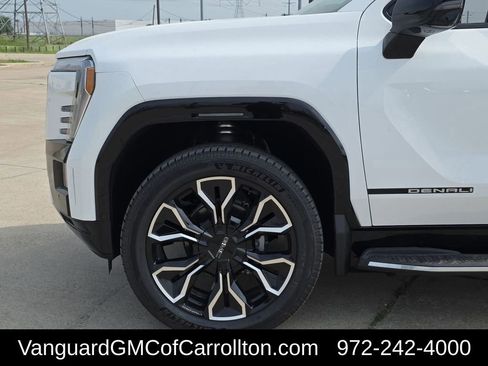 New 2025 GMC Sierra EV Denali image 32