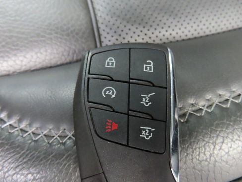 Used 2024 GMC Yukon Denali w/ Denali Reserve Package image 58