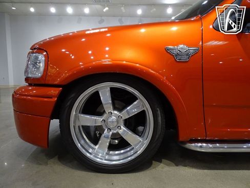 Used 2003 Ford F150 Harley-Davidson image 39