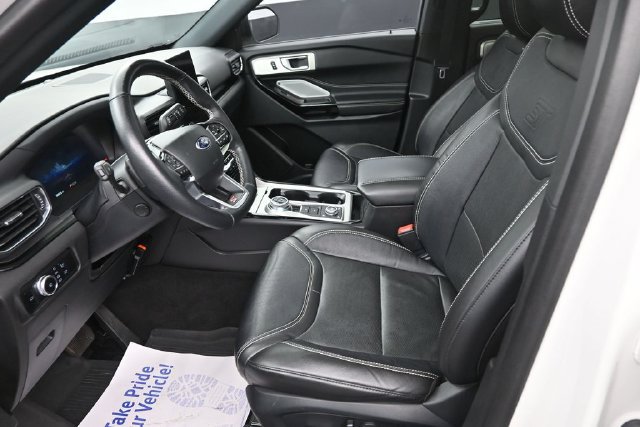 Used 2023 Ford Explorer ST w/ Technology Package AWD/4WD image 10