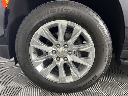 Used 2024 Chevrolet Tahoe Premier w/ Premium Package RWD image 10