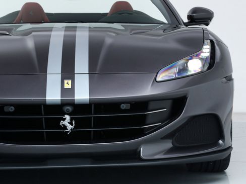 Certified 2023 Ferrari Portofino M image 15