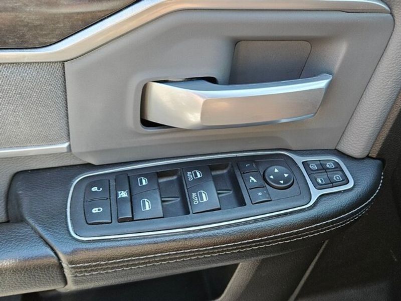 Used 2023 RAM 3500 Big Horn w/ Level 1 Equipment Group AWD/4WD image 34
