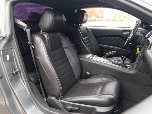 Used 2013 Ford Mustang GT Premium w/ Security Pkg image 22