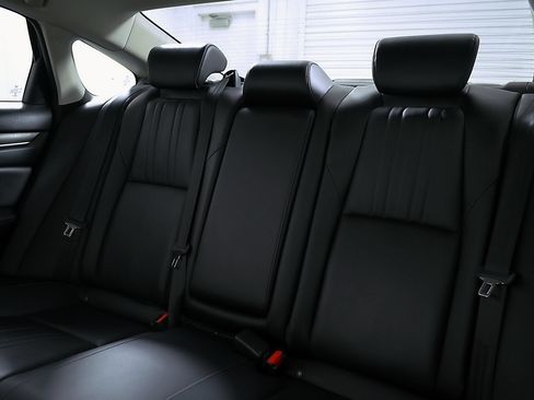 Used 2021 Honda Accord Touring image 21