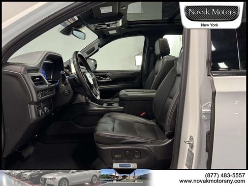 Used 2022 Chevrolet Tahoe RST w/ Luxury Package AWD/4WD image 19