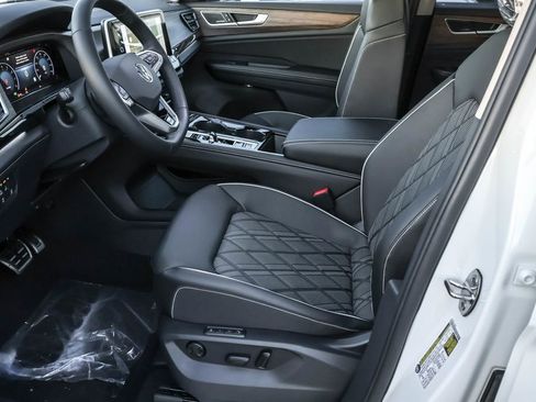 New 2026 Volkswagen Atlas SEL Premium R-Line image 25