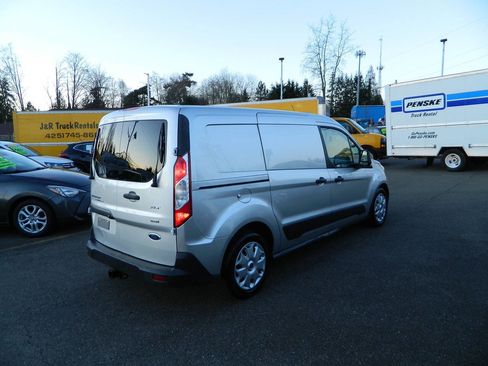 Used 2015 Ford Transit Connect XLT image 8