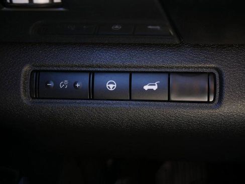 Certified 2024 Nissan Pathfinder SL w/ Black Appearance Package AWD/4WD image 28