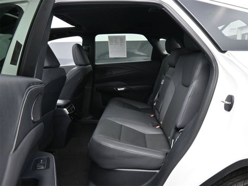 Used 2023 Lexus RX 350 Premium image 17