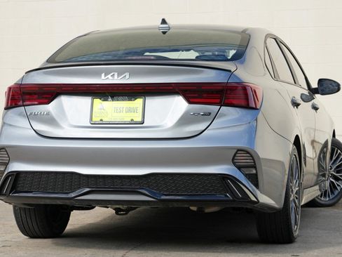 Used 2024 Kia Forte GT-Line w/ GT-Line Premium Package FWD image 4