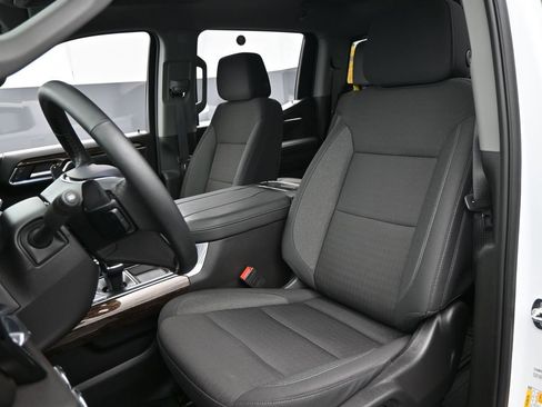 Used 2025 GMC Sierra 1500 Elevation w/ Preferred Package image 27