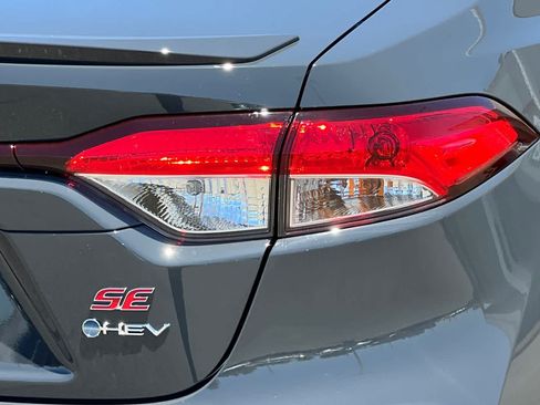 Certified 2026 Toyota Corolla SE FWD image 30