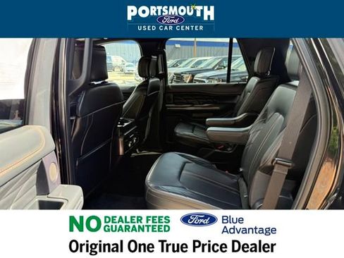 Certified 2024 Ford Expedition Platinum image 5