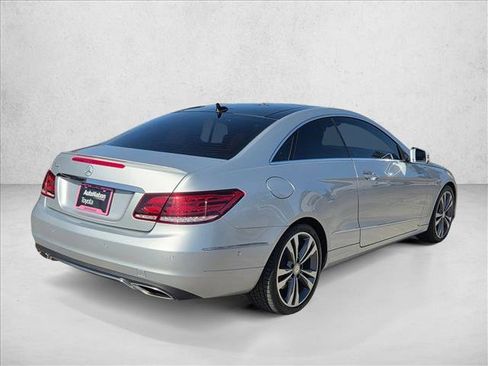 Used 2017 Mercedes-Benz E 400 Coupe image 5