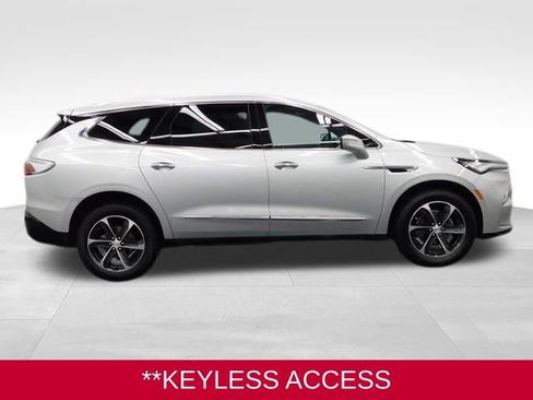 Used 2022 Buick Enclave Essence w/ Sport Touring Edition image 12
