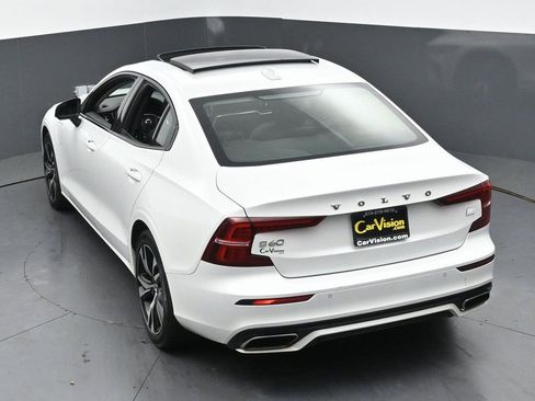 Used 2022 Volvo S60 T8 Inscription image 41