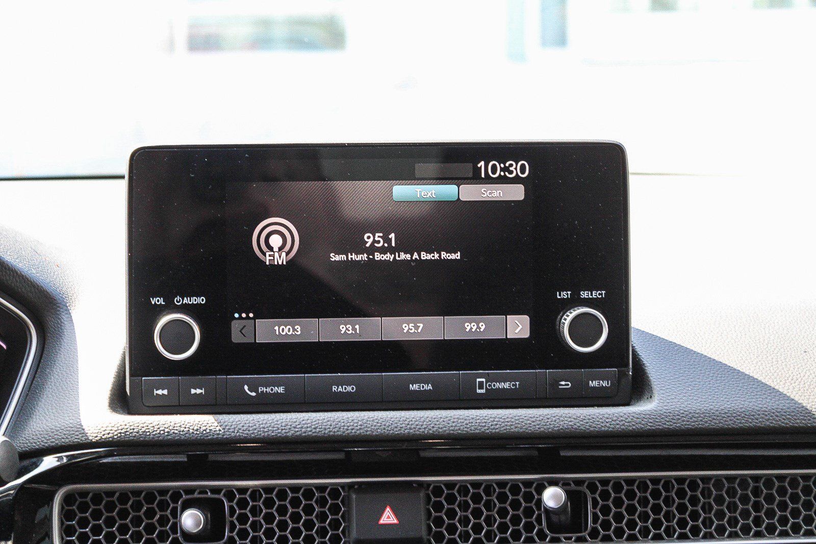 Certified 2024 Honda Civic EX-L image 9