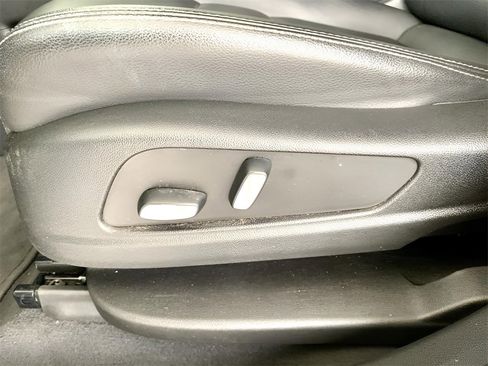 Used 2021 Cadillac XT5 Luxury image 42